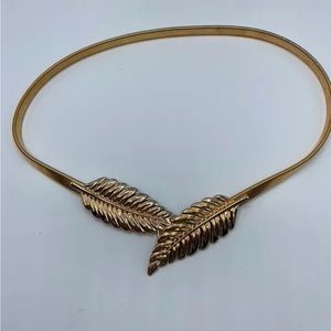 Vintage Estate Gold Tone Leaf
Ended Stretch Belt  with Clasp